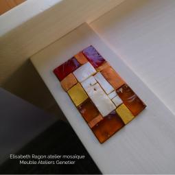  bureau en érable https://www.ebeniste-genetier.com/