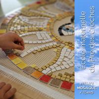 Mosaïque murale, école maternelle Pré des Crèches (Paray-le-Monial).