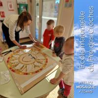 Mosaïque murale, école maternelle Pré des Crèches (Paray-le-Monial).